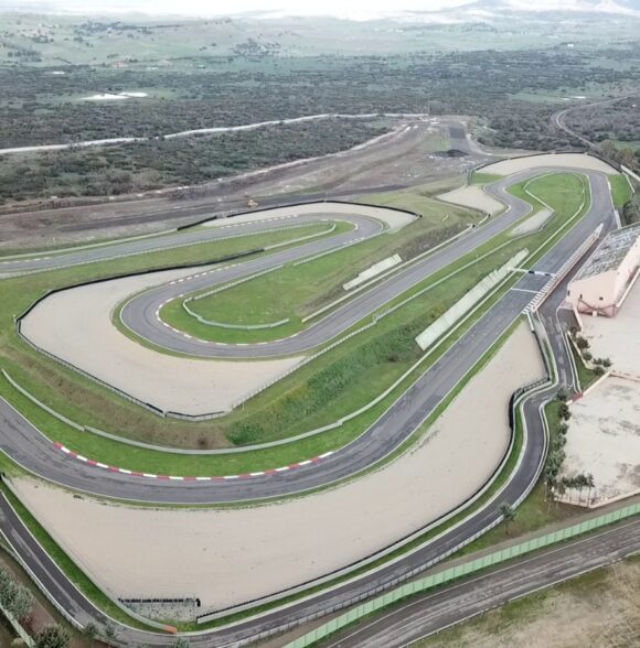 Autodromo nazionale di Mores, l’emozione della velocità